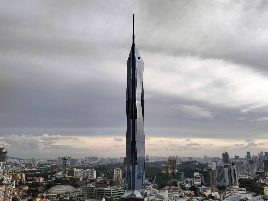 Klcc Towerviewsty5Pax At Ceylonzsuites Куала Лумпур Екстериор снимка