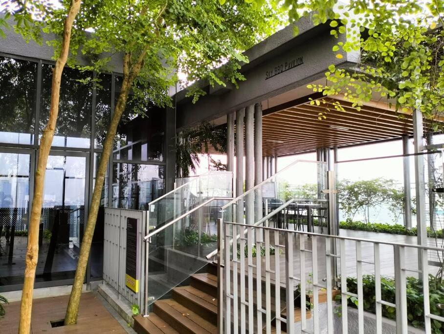 Klcc Towerviewsty5Pax At Ceylonzsuites Куала Лумпур Екстериор снимка