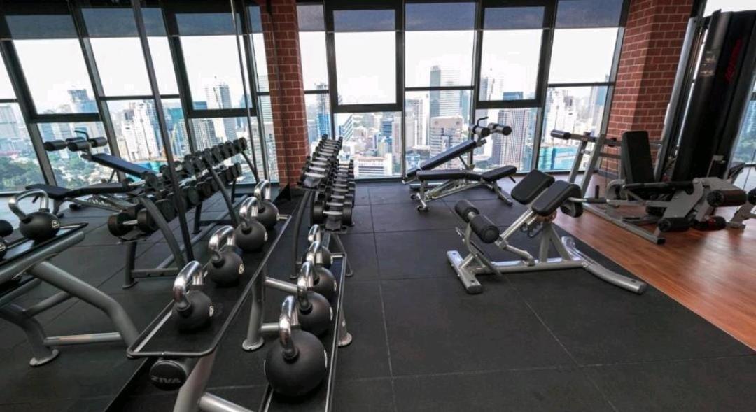 Klcc Towerviewsty5Pax At Ceylonzsuites Куала Лумпур Екстериор снимка