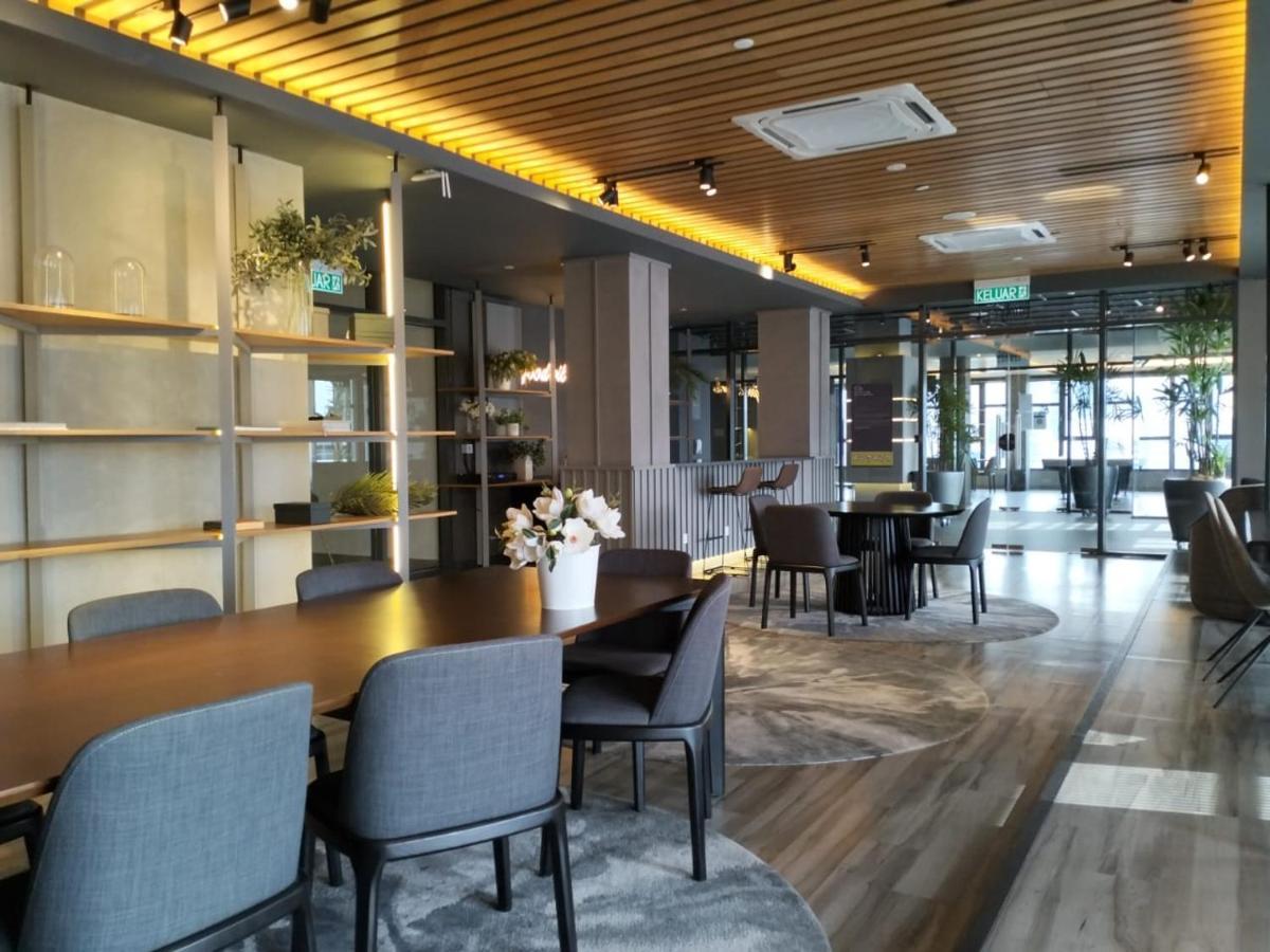 Klcc Towerviewsty5Pax At Ceylonzsuites Куала Лумпур Екстериор снимка