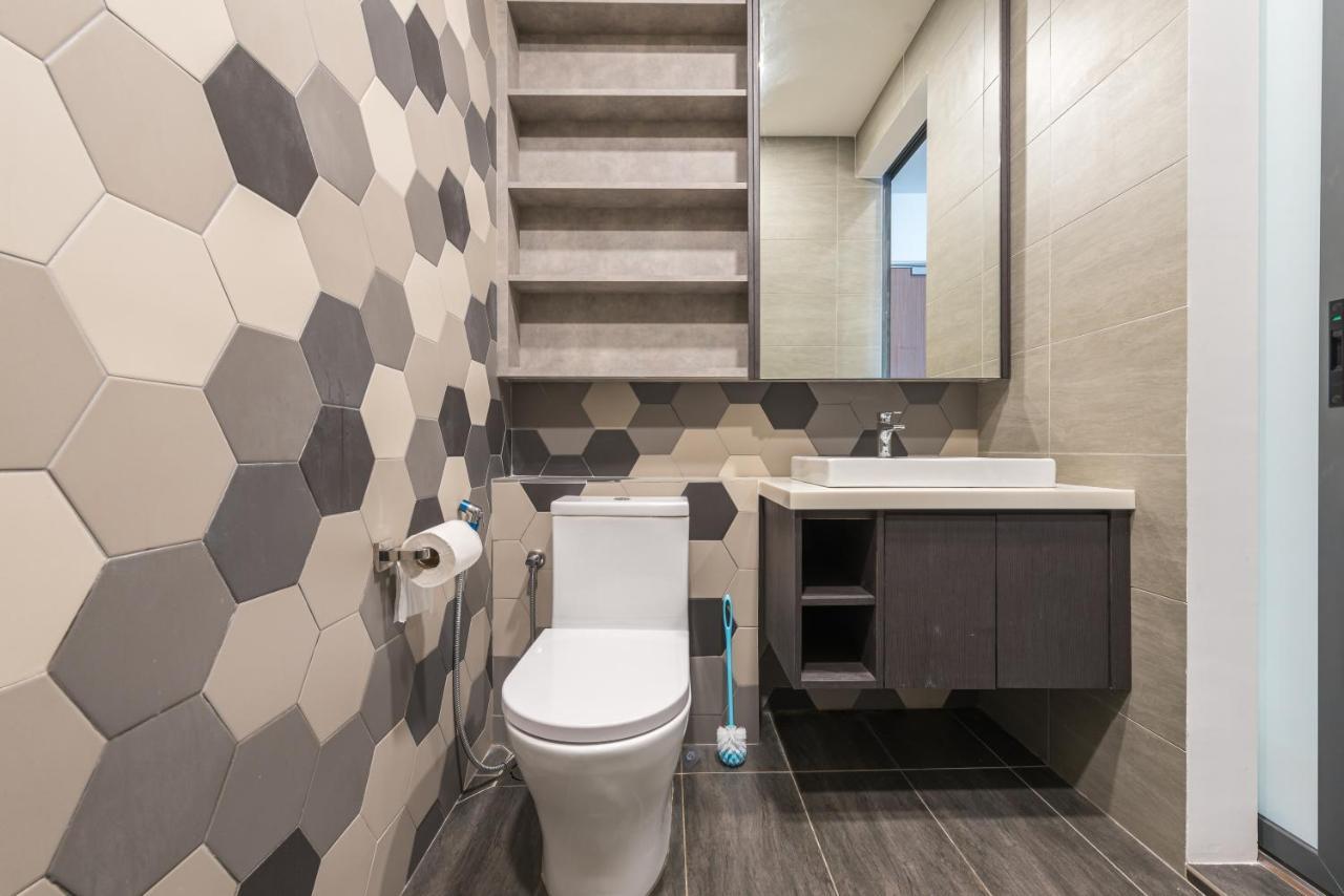 Klcc Towerviewsty5Pax At Ceylonzsuites Куала Лумпур Екстериор снимка